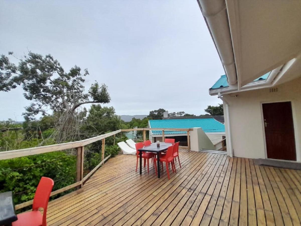 Island Vibe Knysna Hostel Exterior photo
